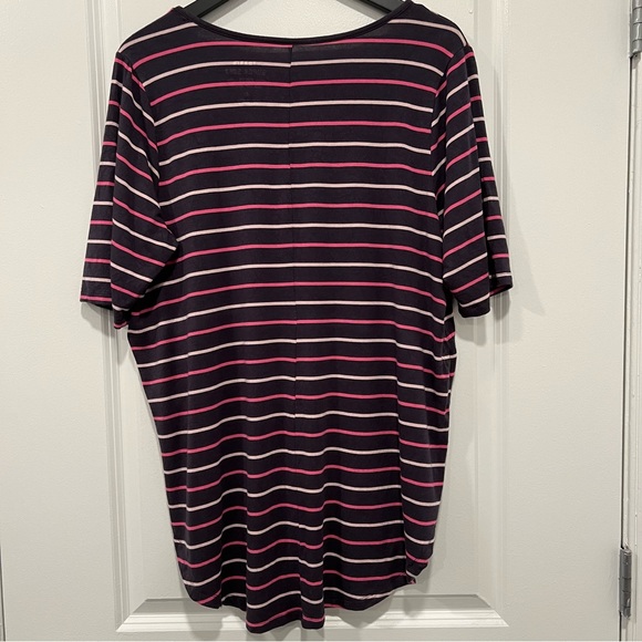 Torrid Favorite Tunic Super Soft V-Neck Tunic Tee Stripes Plus Size 2 (18/20) - Picture 4 of 4